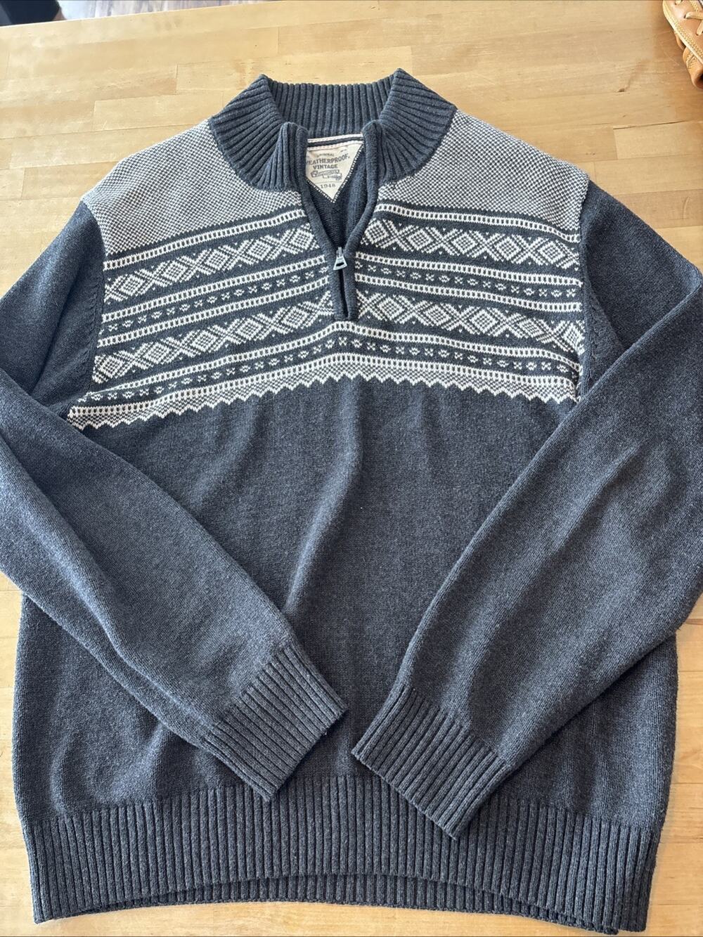Weatherproof Vintage men's quarter-zip pullover sweater. 100% Cotton Large